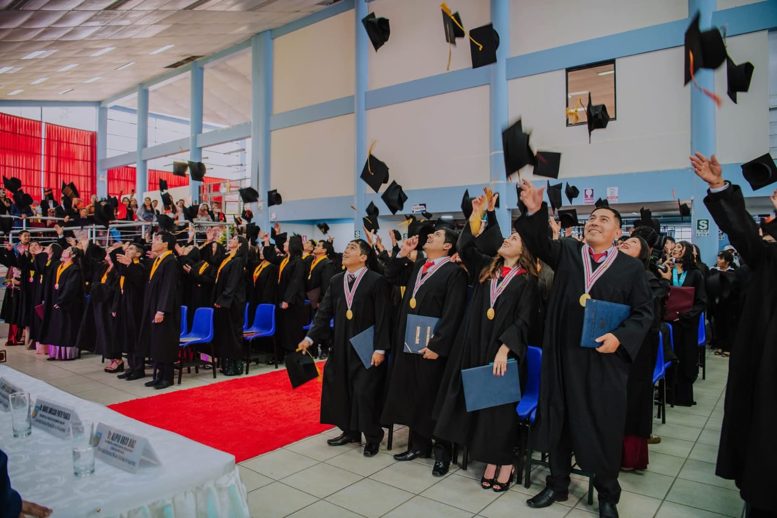 CEREMONIA DE GRADUACIÓN